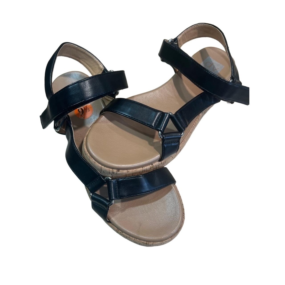 Dolce Vita SAEDEY Black Strappy Ankle Strap Flat Sole Womens Sandals Size 9.5